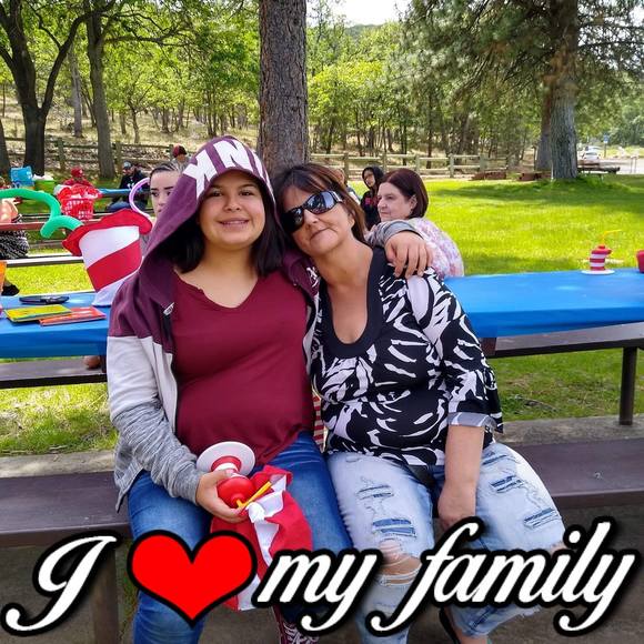 Meet your Posher, Lorelie - Picture 1 of 1